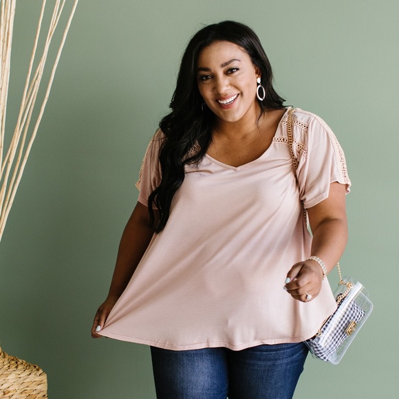 Love the Lace Top in Blush - Picture 7 of 10